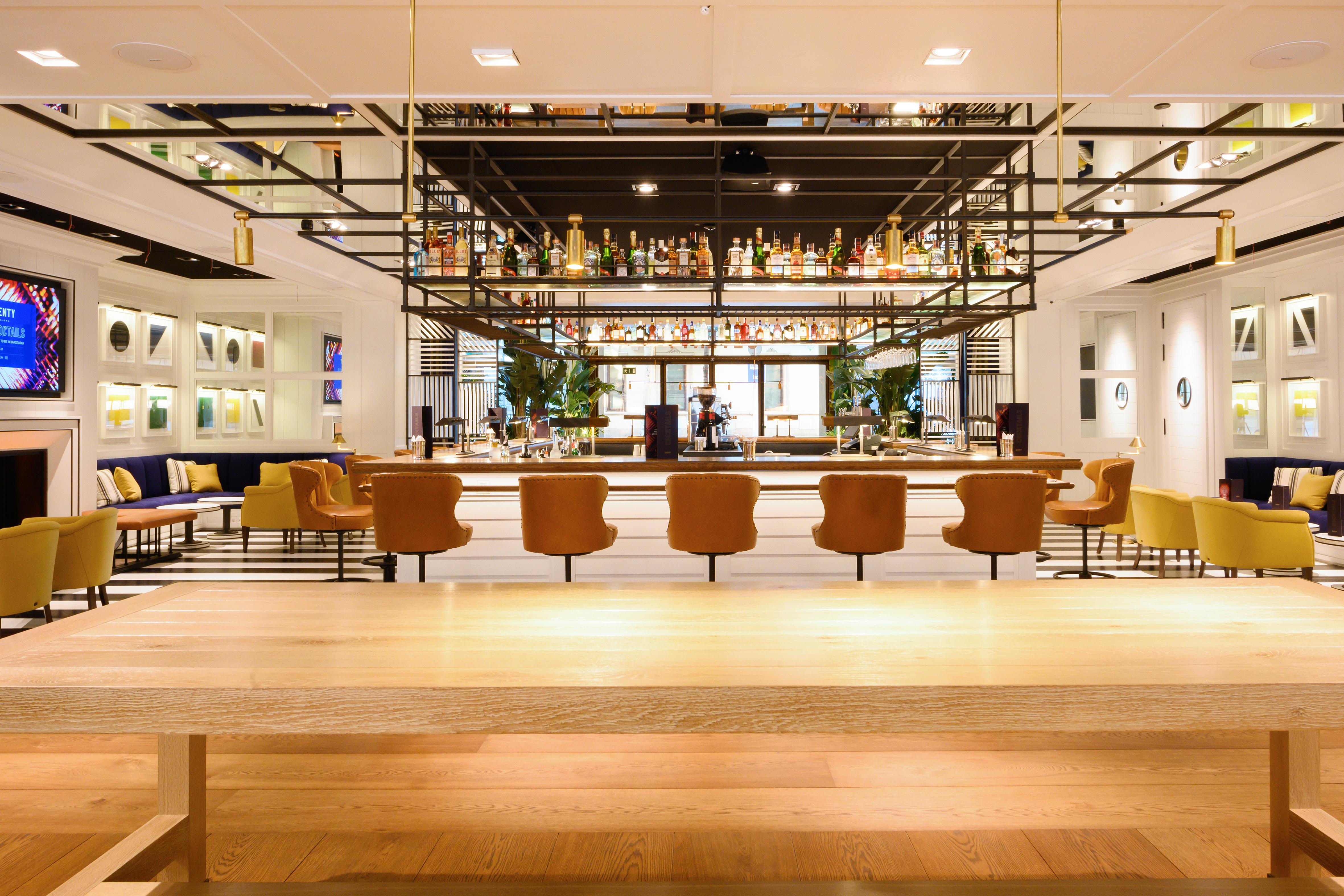 Seventy Hotel 4*